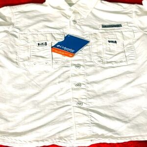 Columbia White Button-Up Fishing Shirt